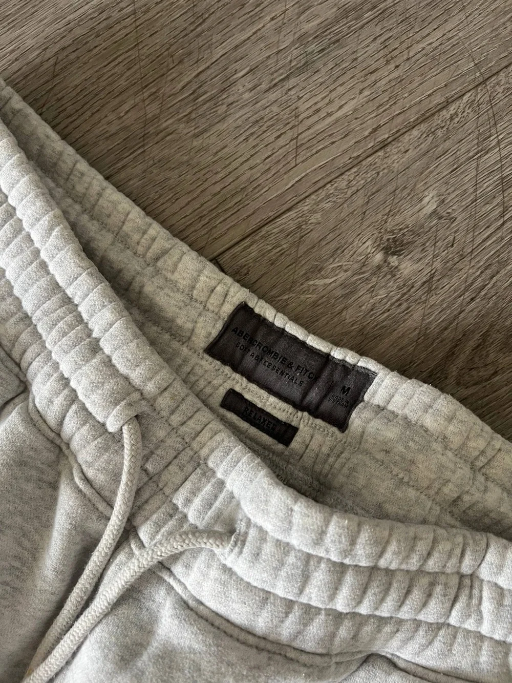 Men's Jogger Sweatpants
Abercrombie & Fitch M Size (30) - Picture 2 of 2